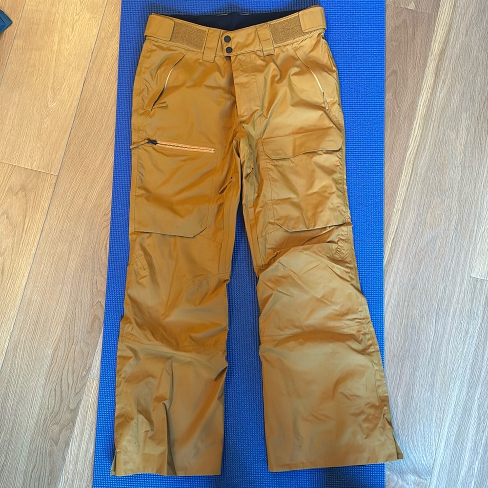Stoic ski/snowboard pants. Men’s small.